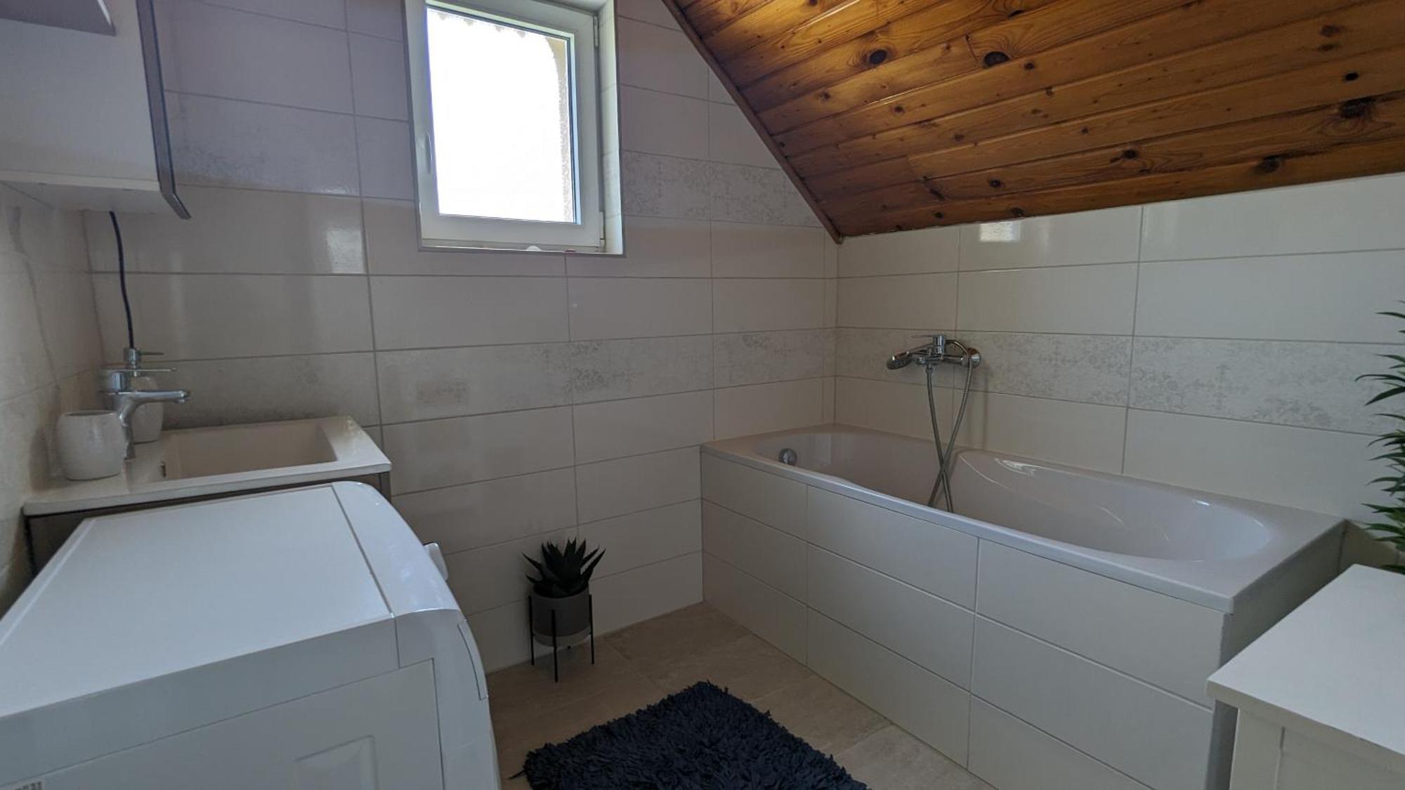 Viragos Apartman Balatonszárszó エクステリア 写真